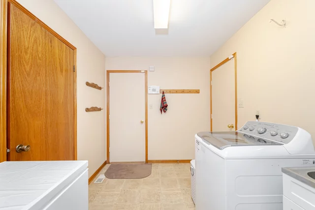 694 Amaretto Avenue, Pickering - photo 23