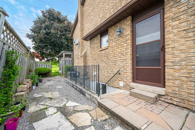 694 Amaretto Avenue, Pickering - photo 37