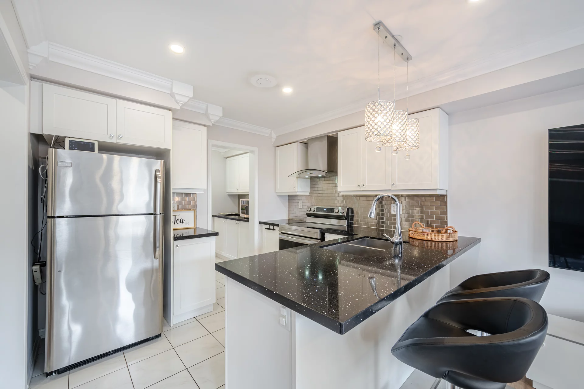 92 Vanhorne Close, Brampton - photo 13