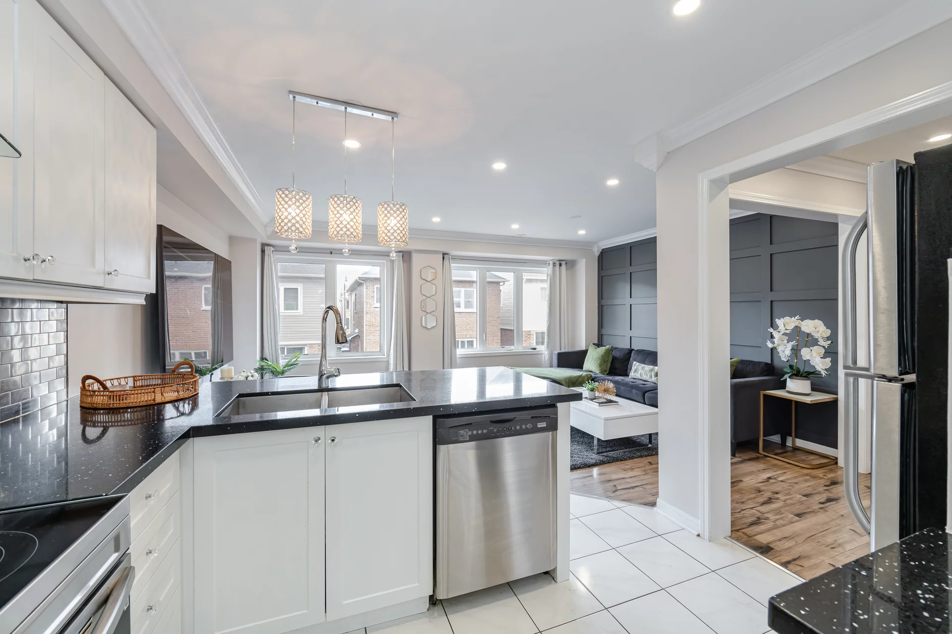92 Vanhorne Close, Brampton - photo 14