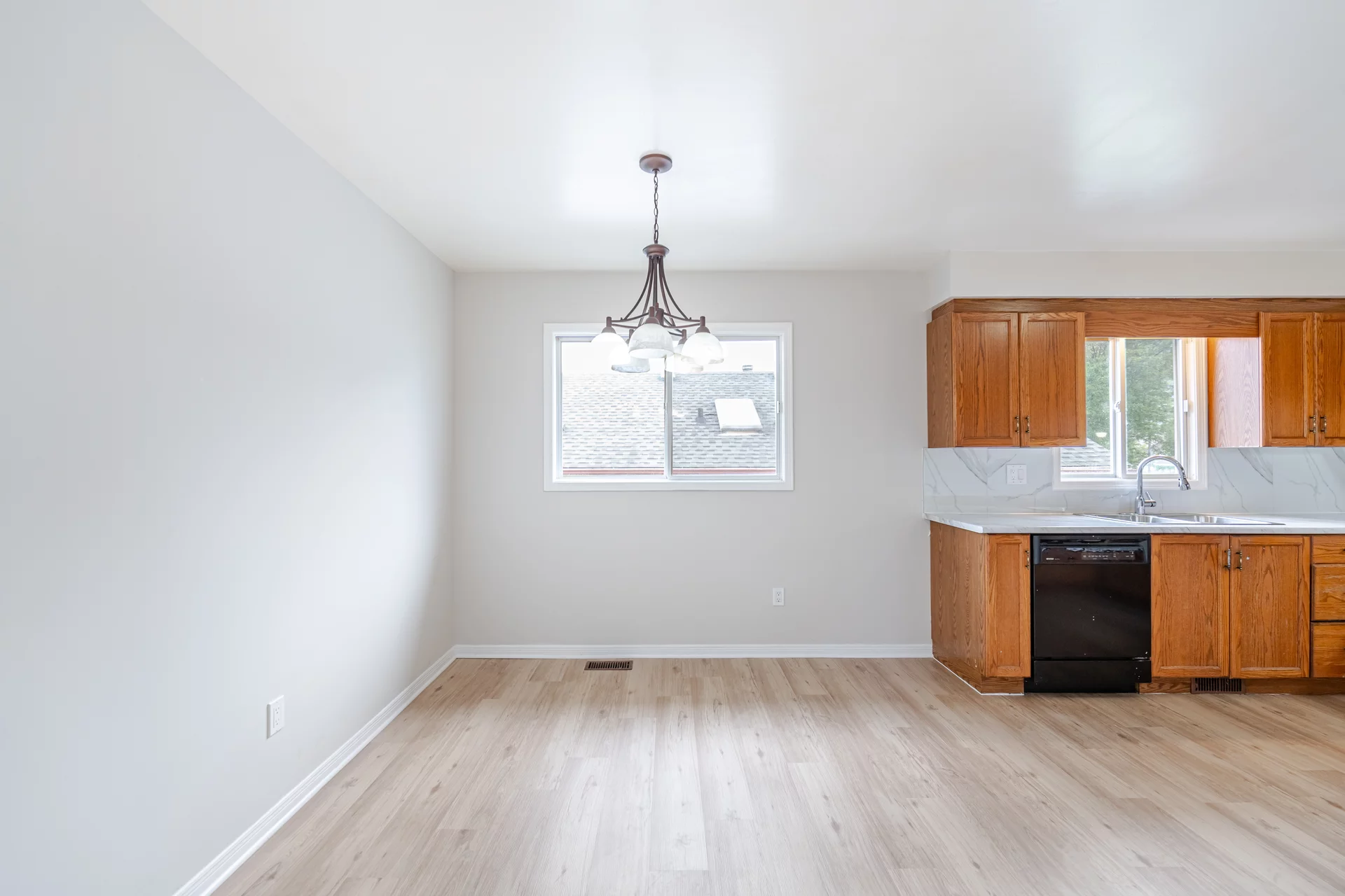 36 Poplar Crescent, Welland - photo 12
