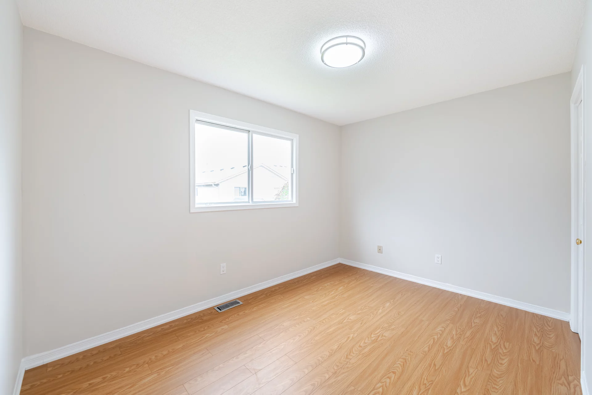 36 Poplar Crescent, Welland - photo 21