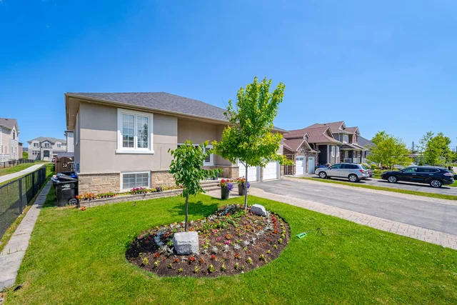 225 Centre Street, Stayner - photo 4