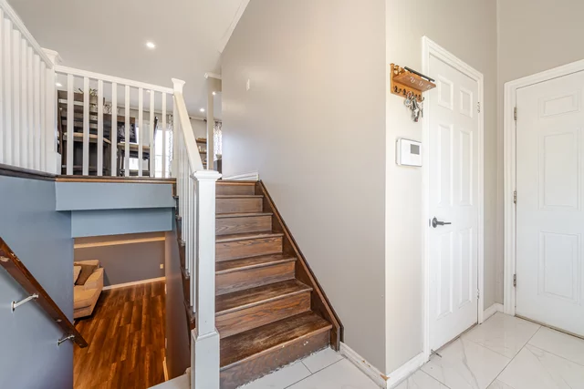 225 Centre Street, Stayner - photo 7