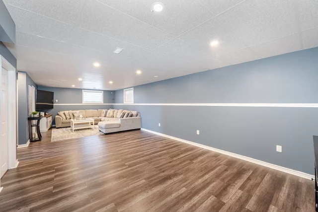 225 Centre Street, Stayner - photo 30