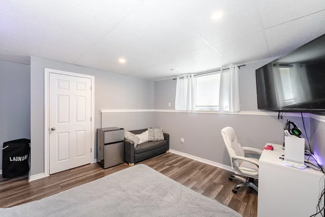 225 Centre Street, Stayner - photo 36