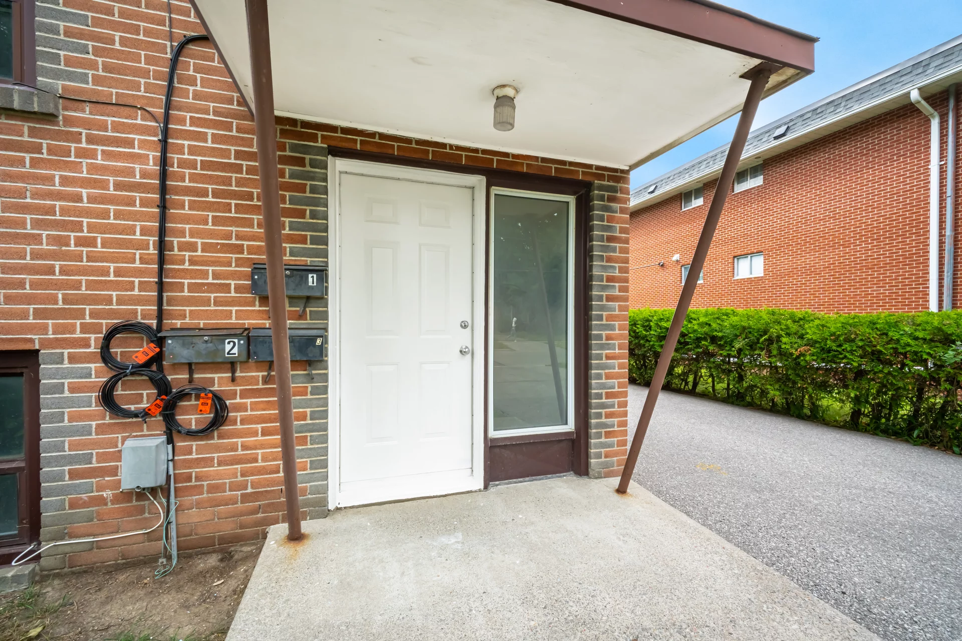 349 Frontenac Avenue, Oshawa - photo 7