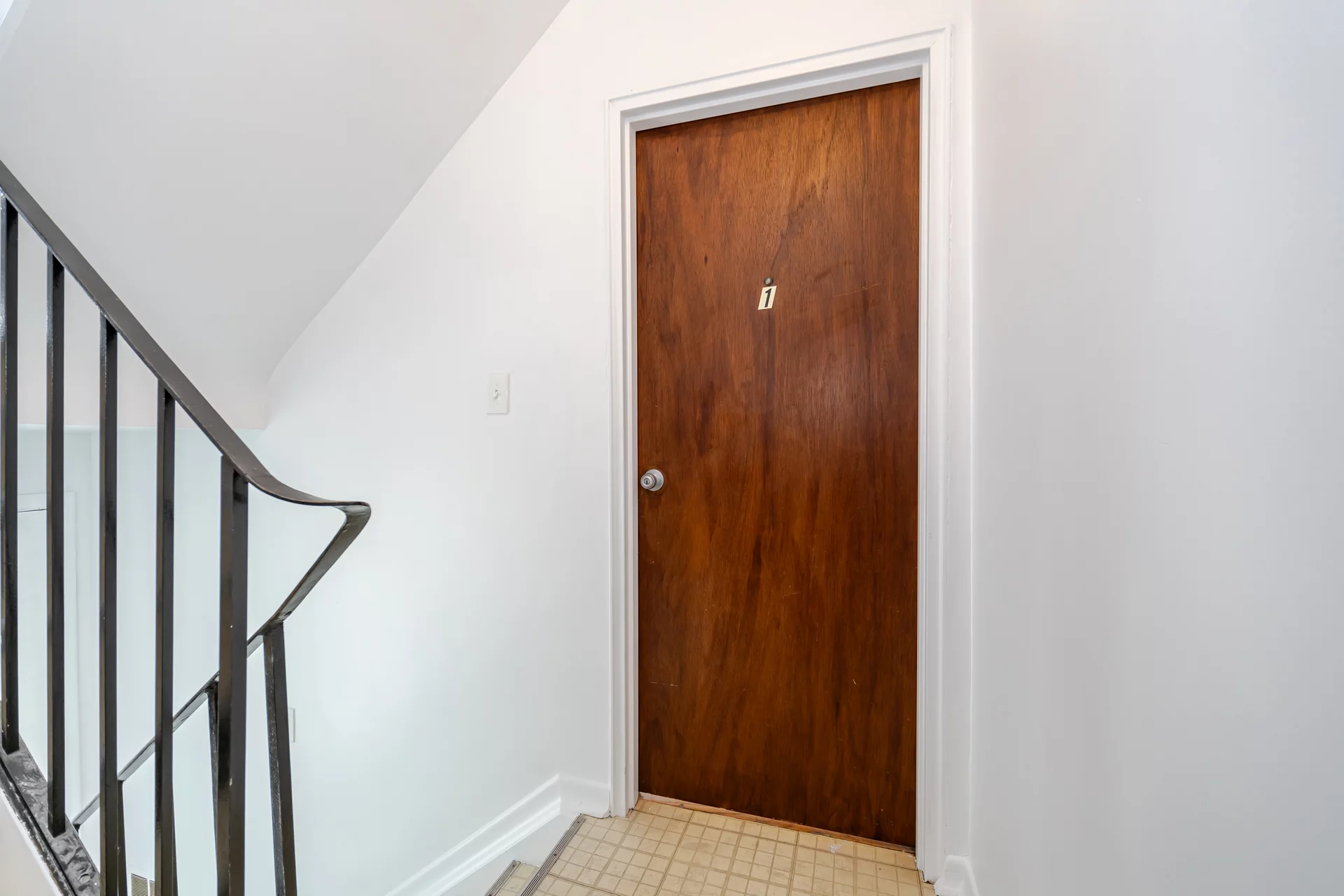 349 Frontenac Avenue, Oshawa - photo 10