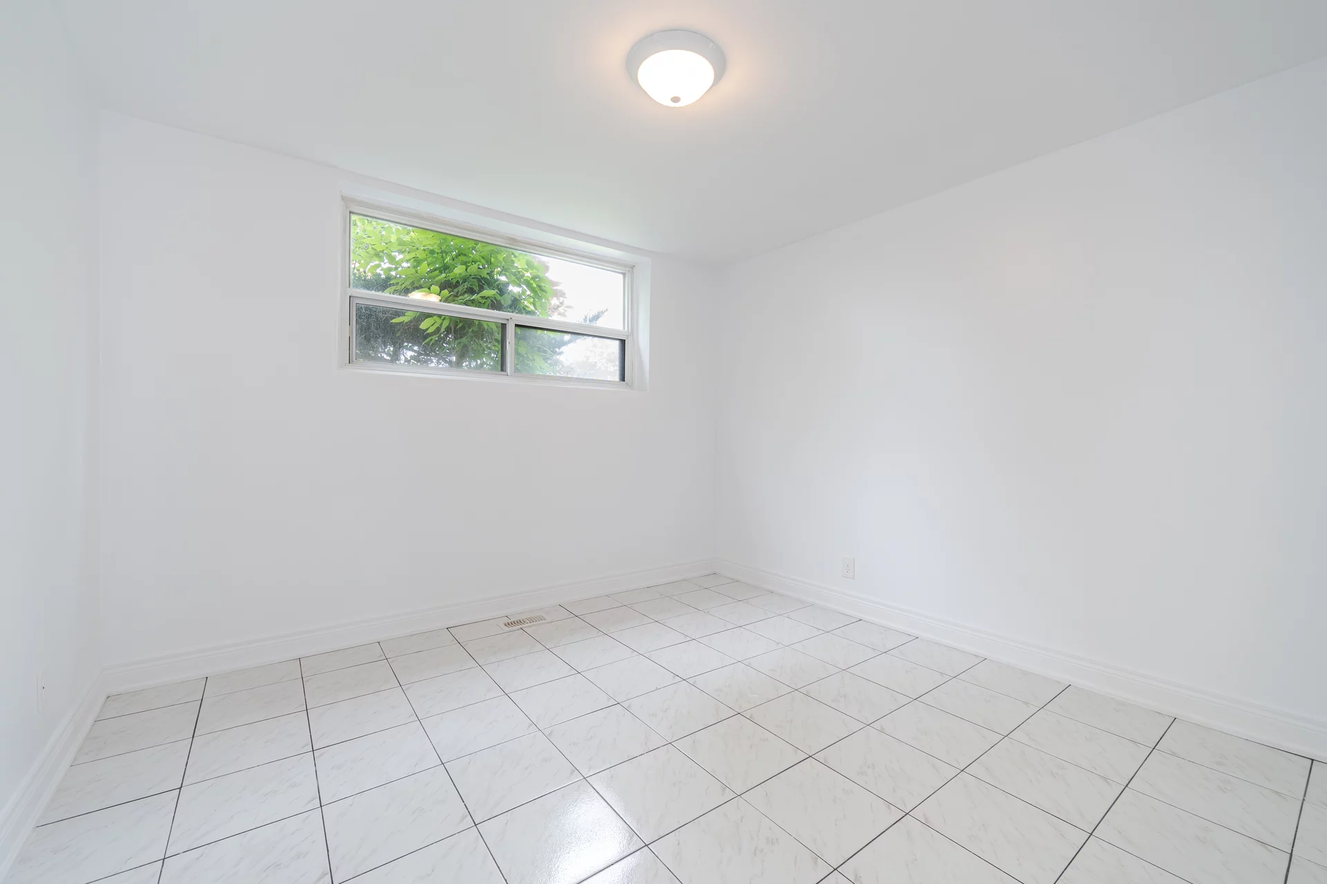 349 Frontenac Avenue, Oshawa - photo 60