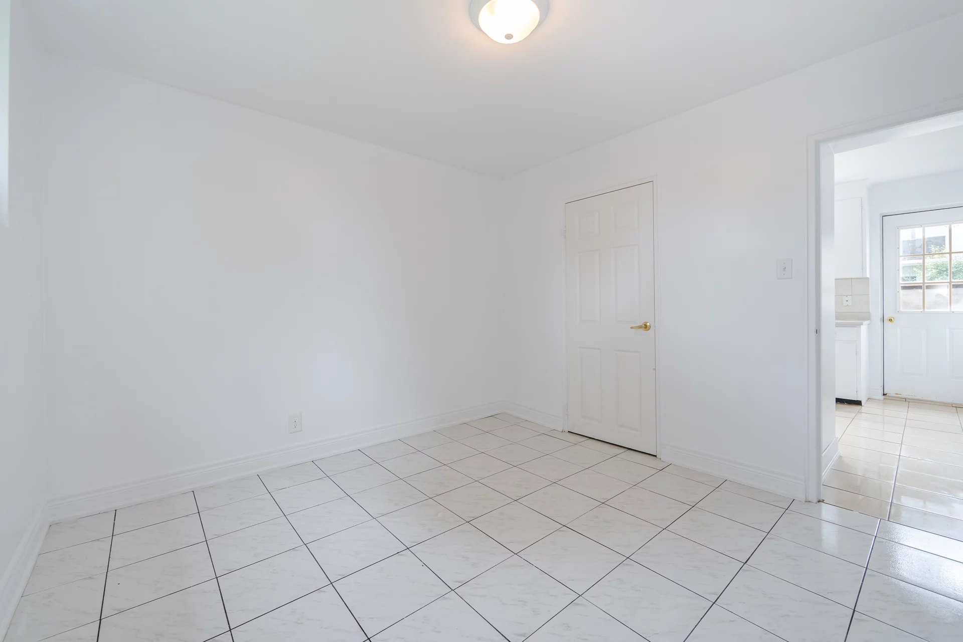 349 Frontenac Avenue, Oshawa - photo 61