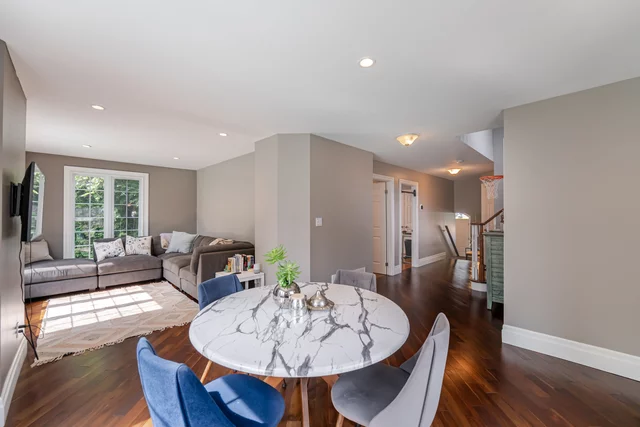 1316 Humphreys Crescent, Burlington - photo 14