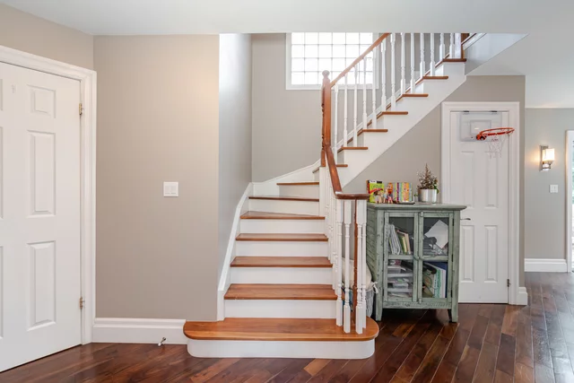 1316 Humphreys Crescent, Burlington - photo 21
