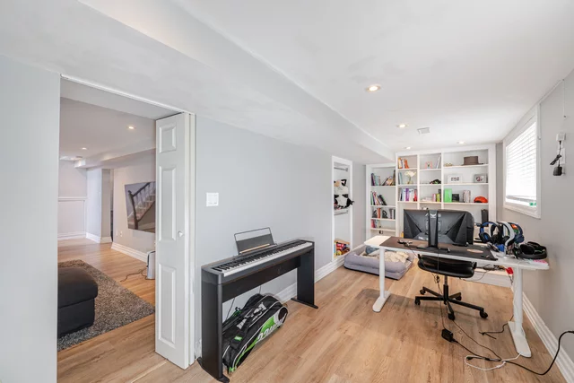 1316 Humphreys Crescent, Burlington - photo 29