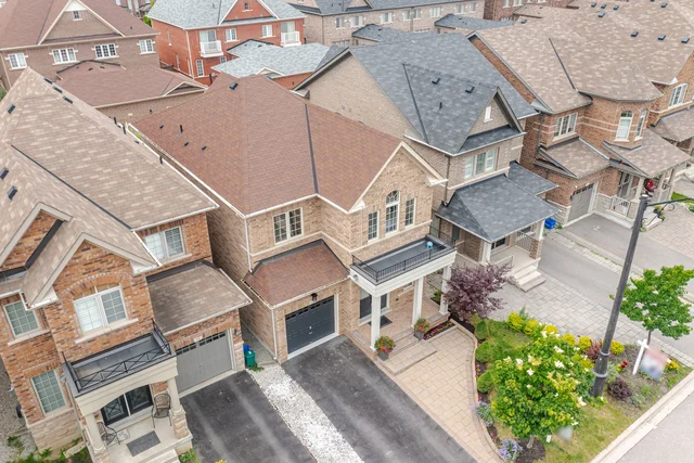 18 Pelee Avenue, Kleinburg - photo 6