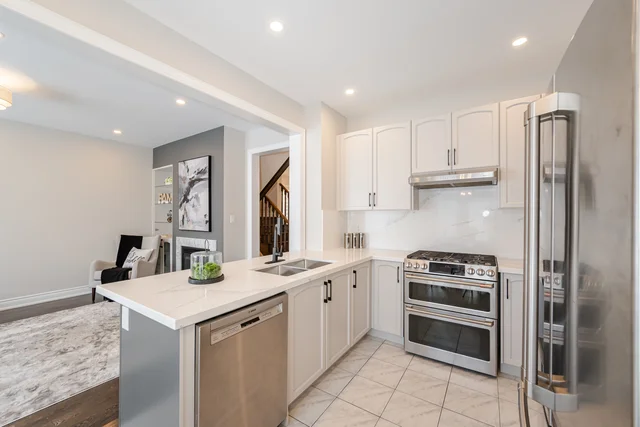 18 Pelee Avenue, Kleinburg - photo 27