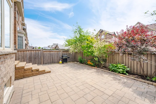 18 Pelee Avenue, Kleinburg - photo 53