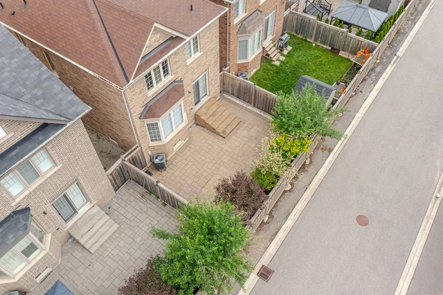 18 Pelee Avenue, Kleinburg - photo 57
