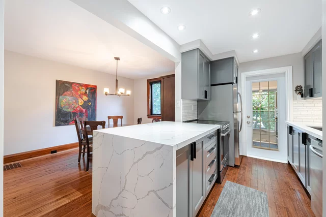 871 Davenport Road, Toronto - photo 16