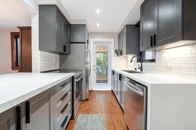 871 Davenport Road, Toronto - photo 17