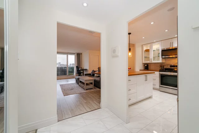 #2006-85 Emmett Avenue, York - photo 9