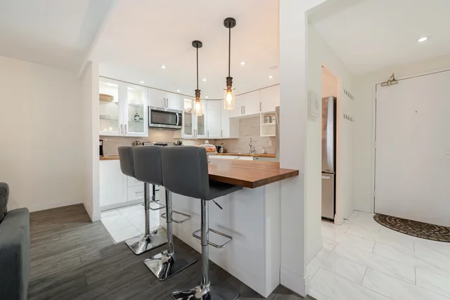 #2006-85 Emmett Avenue, York - photo 10