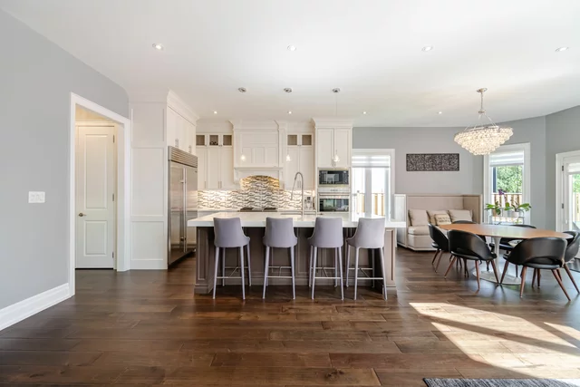 1040 Kent Avenue, Oakville - photo 21