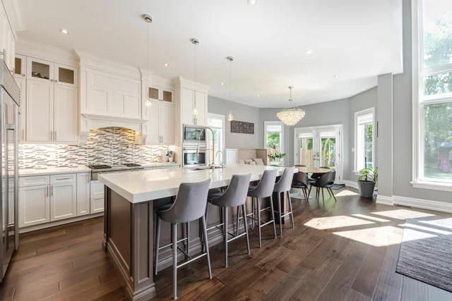 1040 Kent Avenue, Oakville - photo 22