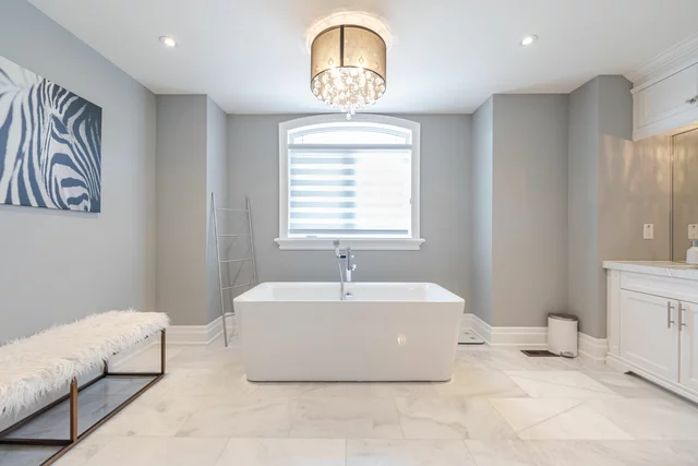 1040 Kent Avenue, Oakville - photo 51