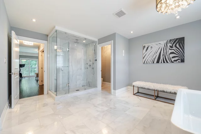 1040 Kent Avenue, Oakville - photo 52