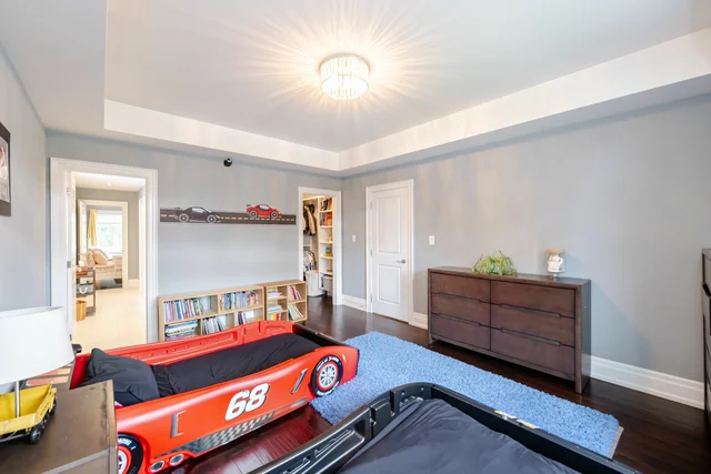 1040 Kent Avenue, Oakville - photo 63