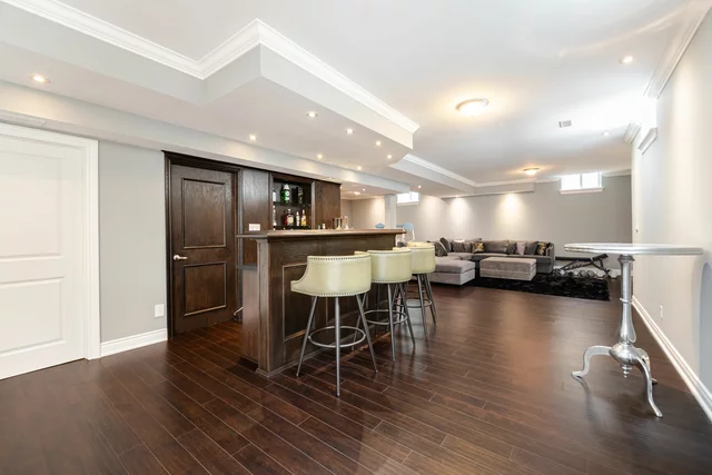 1040 Kent Avenue, Oakville - photo 80