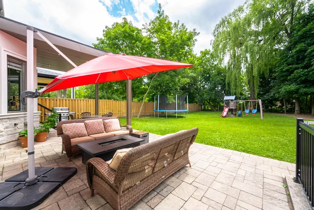 1040 Kent Avenue, Oakville - photo 94