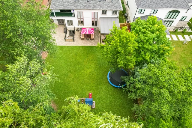 1040 Kent Avenue, Oakville - photo 101