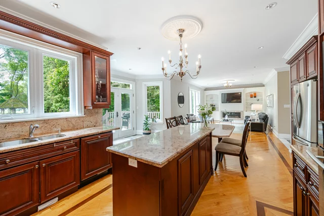 174 Burnhamthorpe Road, Etobicoke - photo 27