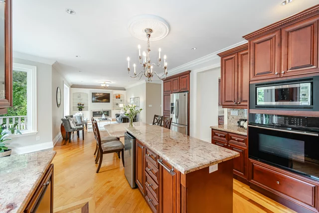 174 Burnhamthorpe Road, Etobicoke - photo 29