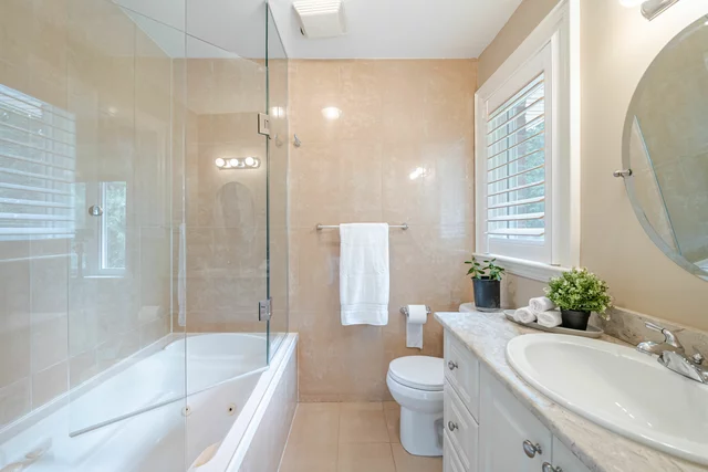 174 Burnhamthorpe Road, Etobicoke - photo 52