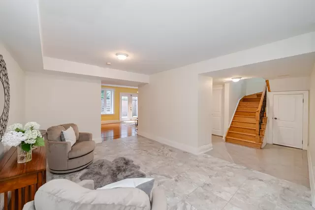 174 Burnhamthorpe Road, Etobicoke - photo 62