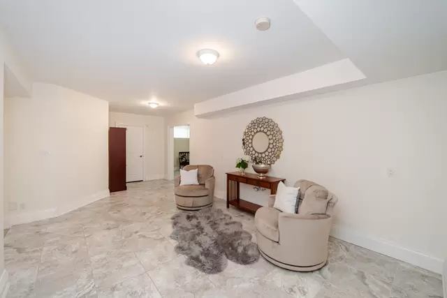 174 Burnhamthorpe Road, Etobicoke - photo 63