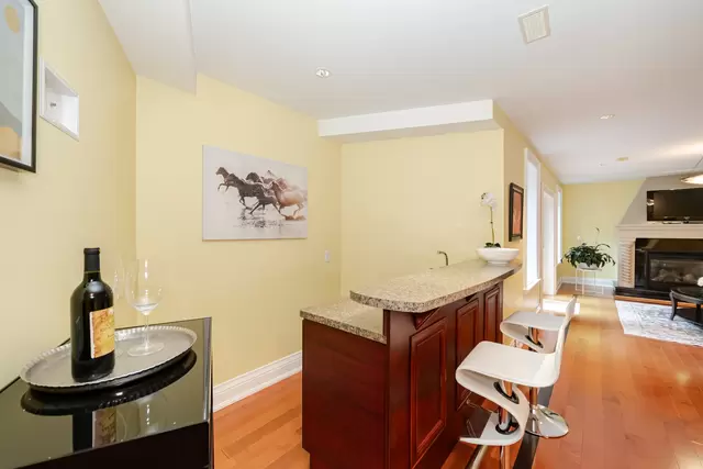 174 Burnhamthorpe Road, Etobicoke - photo 72