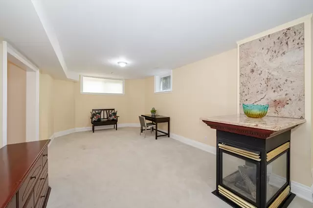 174 Burnhamthorpe Road, Etobicoke - photo 76