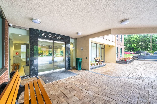 #505-61 Richview Road, Etobicoke - photo 2