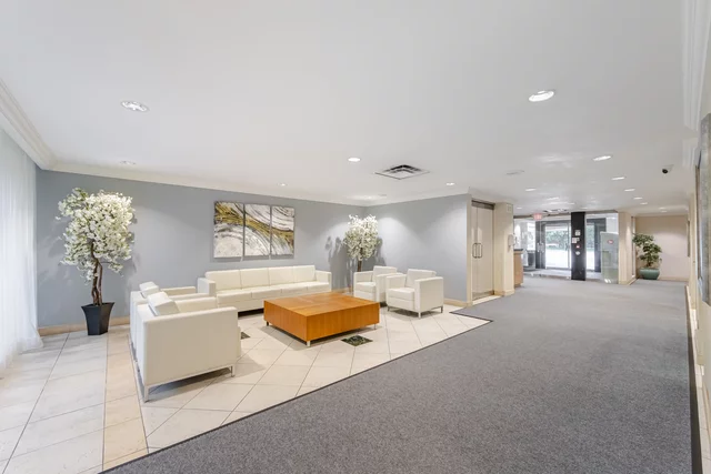 #505-61 Richview Road, Etobicoke - photo 4