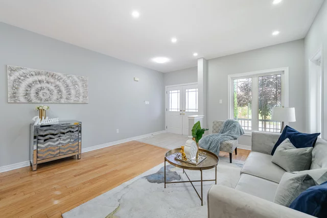 131 Rushworth Drive, Ajax - photo 8