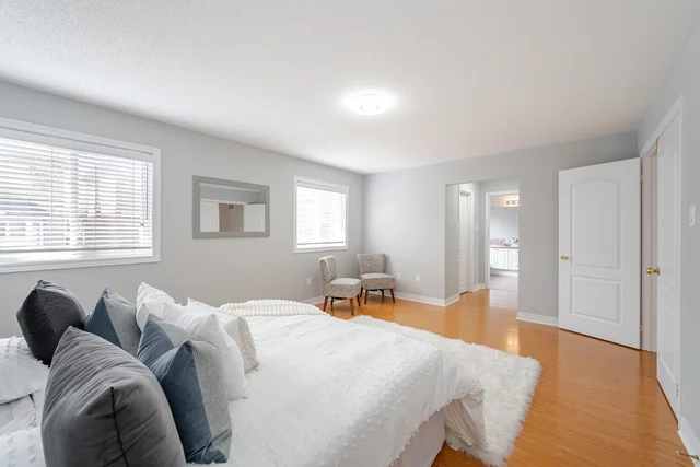 131 Rushworth Drive, Ajax - photo 35