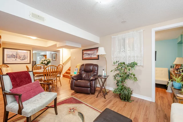 131 Rushworth Drive, Ajax - photo 57