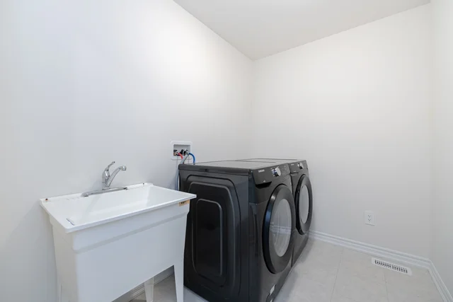 34 George Brier Drive West, Paris - photo 35
