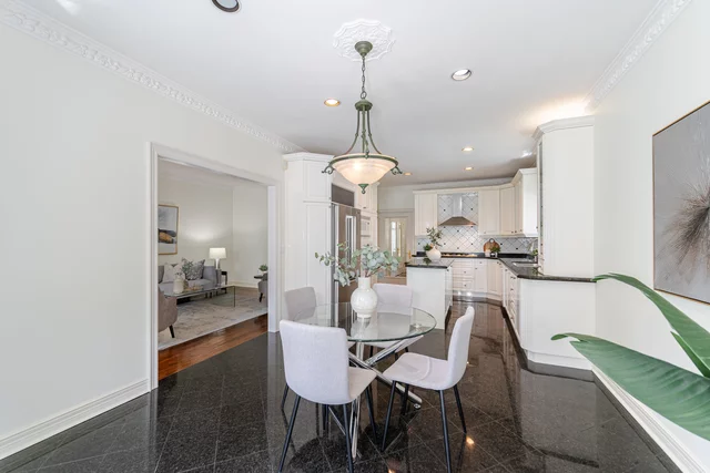 2 Polo Crescent, Woodbridge - photo 35