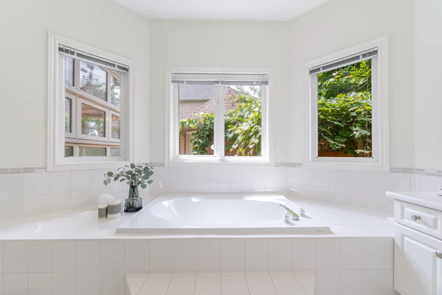2 Polo Crescent, Woodbridge - photo 48