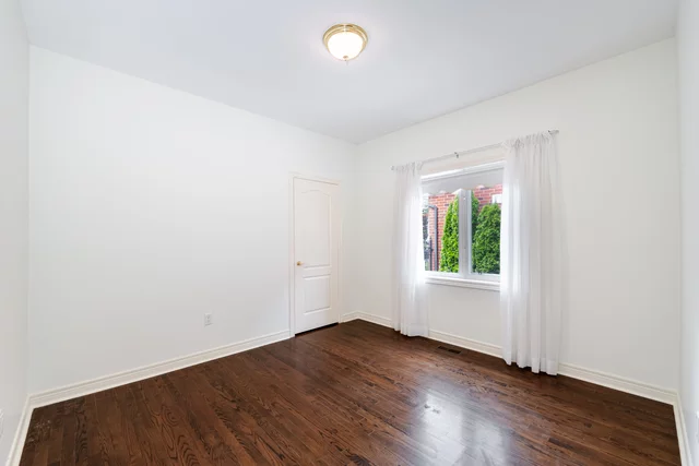 2 Polo Crescent, Woodbridge - photo 51