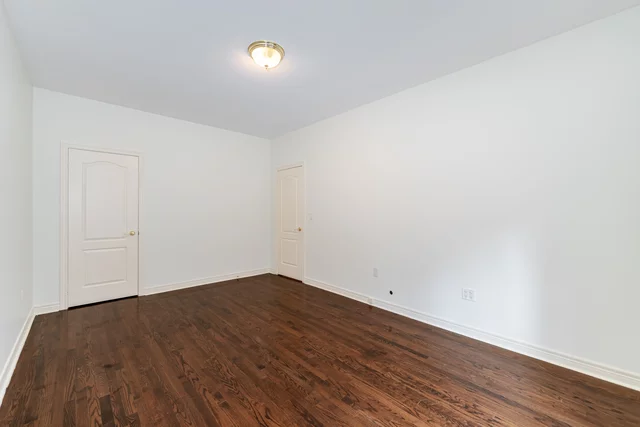 2 Polo Crescent, Woodbridge - photo 54